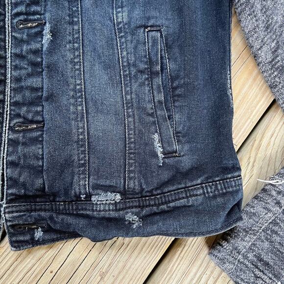 Free People Black Denim Trucker Jacket Hooded Distressed Knit Sleeves Size S - Picture 3 of 12